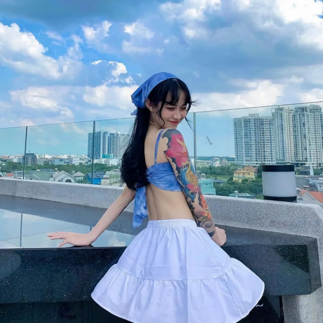 红色